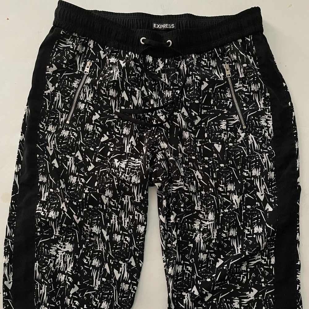 Express Black White Drawstring Elastic Waist Pull… - image 2